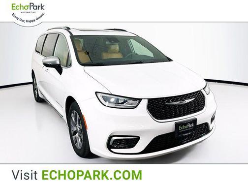 2023 Chrysler Pacifica L