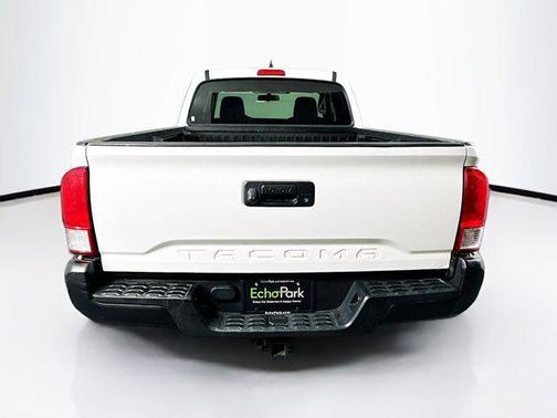 2017 Toyota Tacoma SR