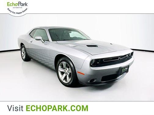 2017 Dodge Challenger SXT