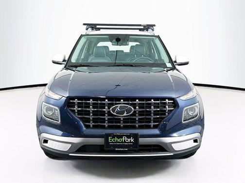 2022 Hyundai VENUE Limited