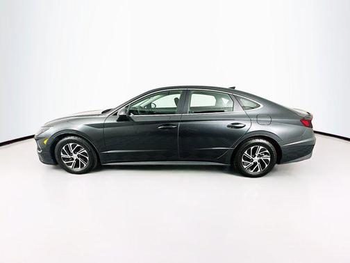 2021 Hyundai SONATA Blue