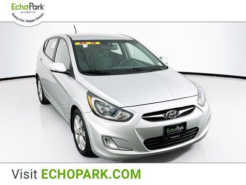 2013 Hyundai Accent SE