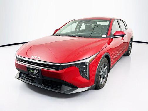 Currant Red 2025 Kia K4 LXS