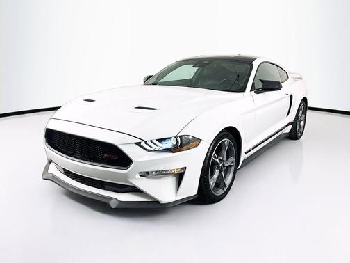 Oxford White 2023 Ford Mustang GT