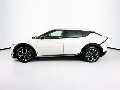 2022 Kia EV6 Wind
