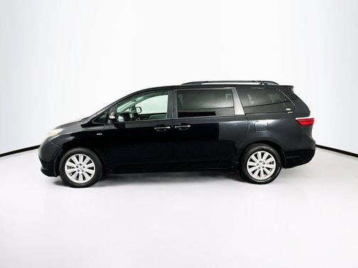 2017 Toyota Sienna Limited Premium