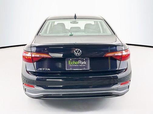 Deep Black Pearl 2024 Volkswagen Jetta 1.5T S