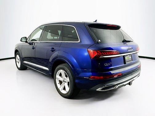 2021 Audi Q7 45 Premium
