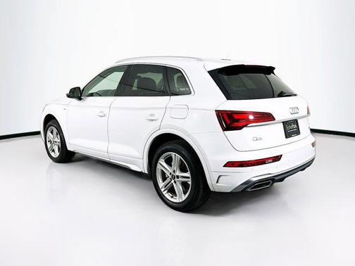 2021 Audi Q5 Premium 55 TFSI e quattro S tronic