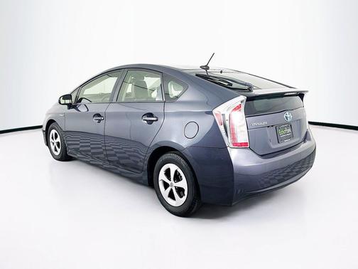 Winter Gray Metallic 2013 Toyota Prius Two