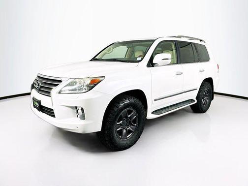 2013 Lexus LX 570 Base