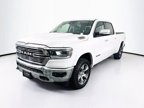 Bright White Clearcoat 2022 RAM 1500 Laramie