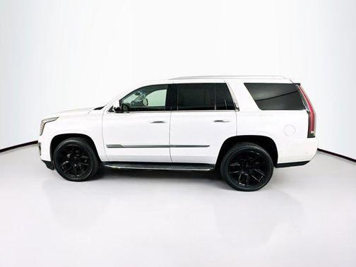 Crystal White Tricoat 2017 Cadillac Escalade Luxury