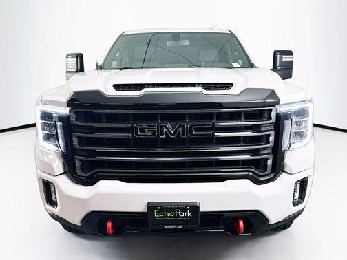Summit White 2021 GMC Sierra 2500 AT4