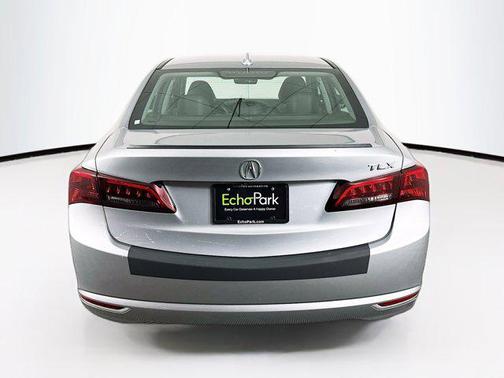 2017 Acura TLX w/Technology Package