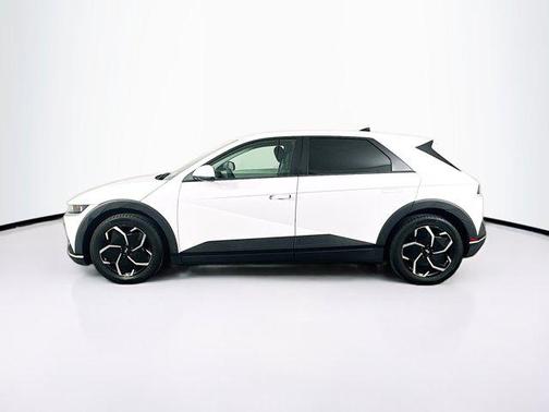 Atlas White 2024 Hyundai IONIQ 5 SE