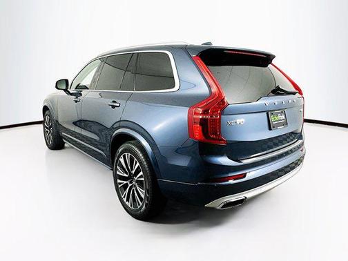 2021 Volvo XC90 T5 Momentum