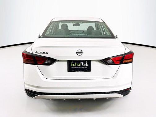 2022 Nissan Altima S FWD