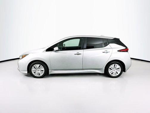 2025 Nissan Leaf S