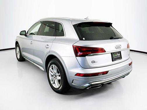 2023 Audi Q5 45 S line Premium