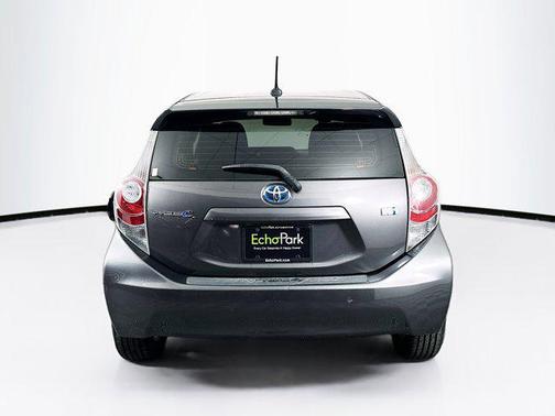 2014 Toyota Prius c Three