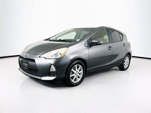 2014 Toyota Prius c Three