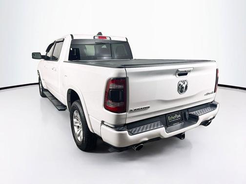 Ivory White Tri-Coat Pearlcoat 2020 RAM 1500 Laramie