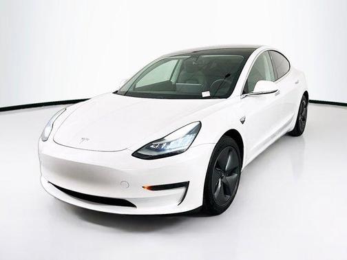 2020 Tesla Model 3 Standard Range Plus