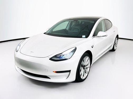 2020 Tesla Model 3 Standard Range Plus