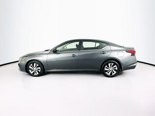 2024 Nissan Altima S FWD