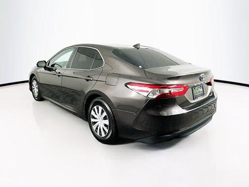 2019 Toyota Camry Hybrid LE