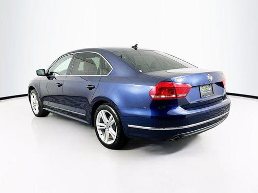 2013 Volkswagen Passat 2.0 TDI SEL Premium