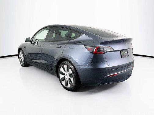 Midnight Silver Metallic 2022 Tesla Model Y Long Range Dual Motor All-Wheel Drive