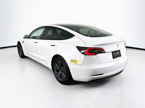 2022 Tesla Model 3 Standard Range