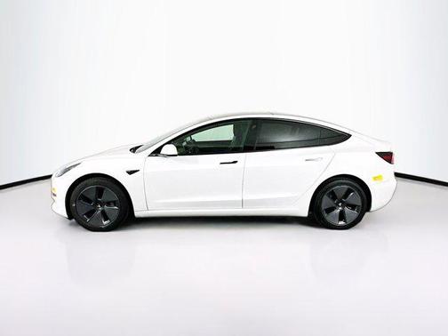 2022 Tesla Model 3 Standard Range