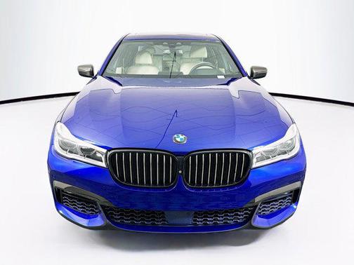 2018 BMW 750 I