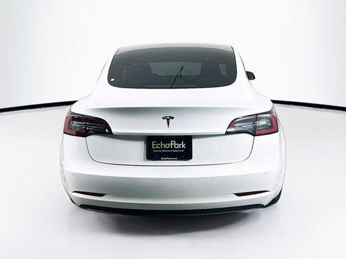 2022 Tesla Model 3 Standard Range