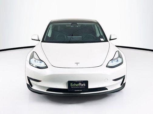 2022 Tesla Model 3 Standard Range
