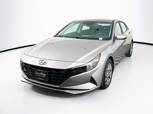 Fluid Metal 2023 Hyundai ELANTRA SEL
