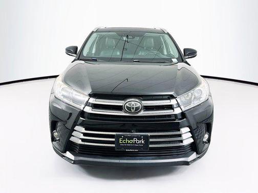 2017 Toyota Highlander Limited Platinum