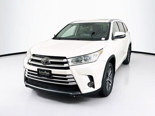 Blizzard Pearl 2018 Toyota Highlander XLE