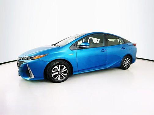 2021 Toyota Prius Prime LE