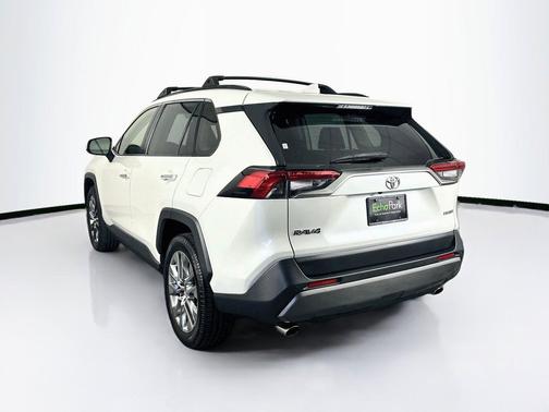 Blizzard Pearl 2020 Toyota RAV4 Limited