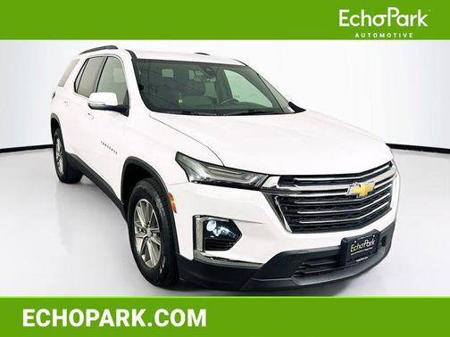 Summit White 2023 Chevrolet Traverse LT Cloth