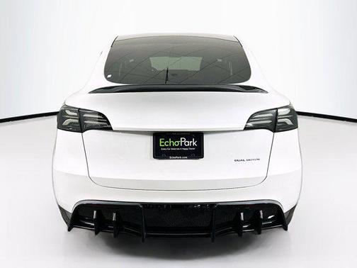 2025 Tesla Model Y Long Range Dual Motor All-Wheel Drive