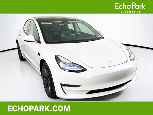 Pearl White Multi-Coat 2022 Tesla Model 3 Long Range