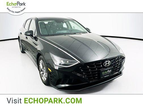 2022 Hyundai SONATA SEL