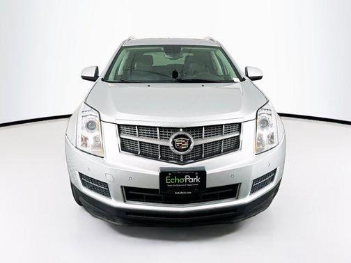 Radiant Silver Metallic 2011 Cadillac SRX Luxury Collection