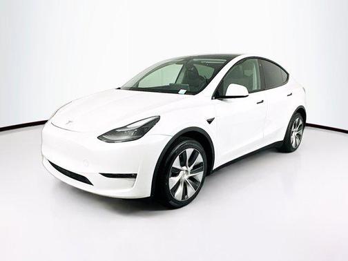 2022 Tesla Model Y Long Range Dual Motor All-Wheel Drive