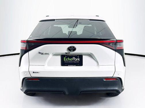 2024 Toyota bZ4X XLE